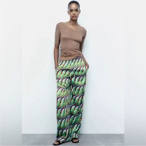 ZARA Geometric Pucci Printed Printed Wide Leg Satin Pants With Pockets Sz S